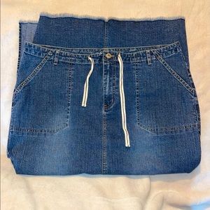 Ankle length jean skirt with slit